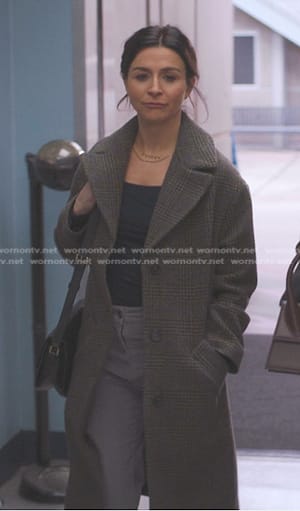 Amelia’s grey plaid coat on Greys Anatomy