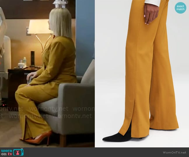 Argent Slim Pintuck Trouser in Mustard worn by Lexi (Lauren Ash) on Not Dead Yet