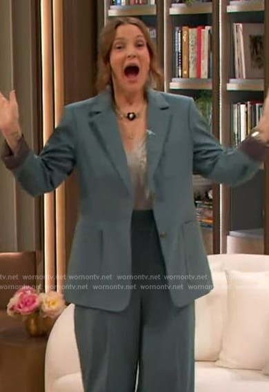 Drew’s blue blazer and pants on The Drew Barrymore Show