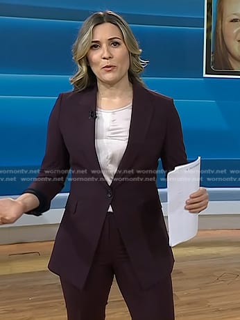 Erin McLaughlin’s brown blazer on Today