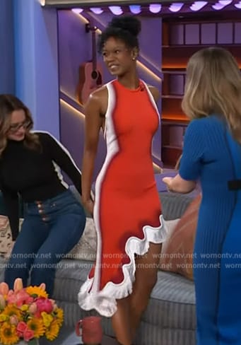 Joy Woods’ red scalloped fringe dress on The Kelly Clarkson Show