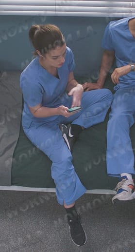 Jules’ black sneakers on Greys Anatomy