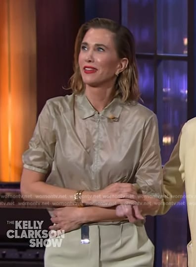 Kristen Wiig’s sheer shirt on The Kelly Clarkson Show