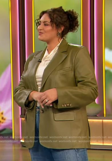 Kristina Zias’s green leather blazer on The Drew Barrymore Show