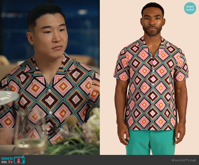 Mr Turk Felix Camp Shirt worn by Nicholas (Joel Kim Booster) on Loot