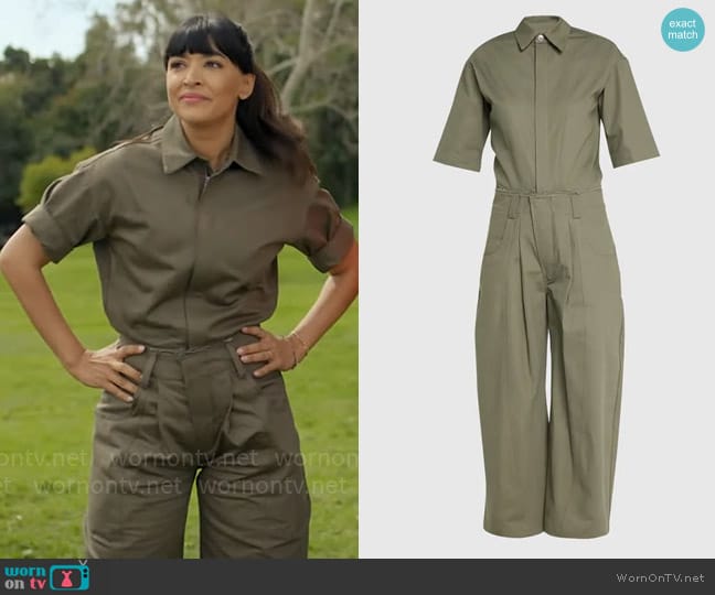 Rivet Utility New Yorker Jumpsuit worn by Sam (Hannah Simone) on Not Dead Yet