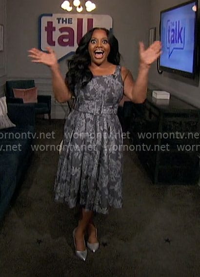 Sherri Shepherd’s grey floral midi dress on The Talk