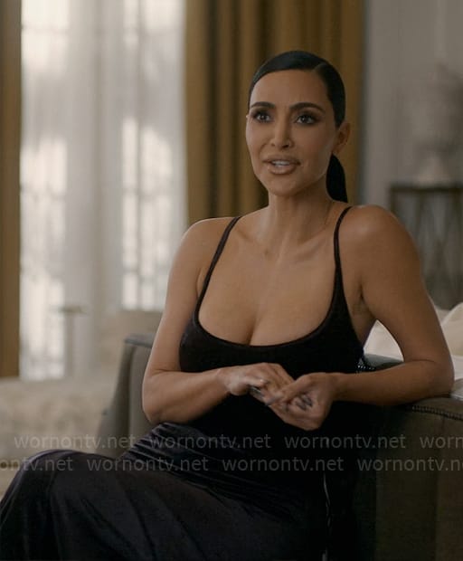 Siobhan’s velvet maxi dress on American Horror Story Delicate