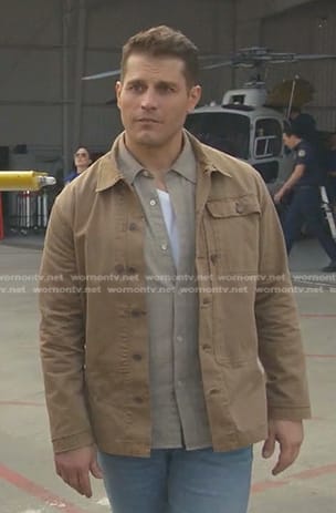 Tommy Kinard’s beige jacket on 9-1-1