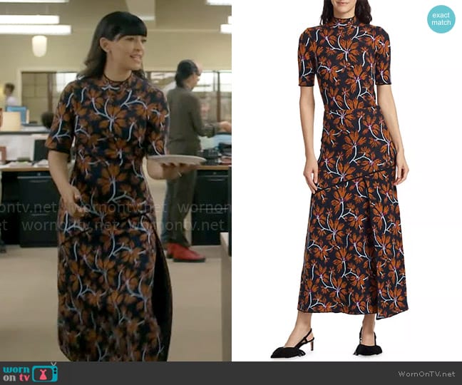 Ulla Johnson Flora Floral Jacquard Top in Belleflower worn by Sam (Hannah Simone) on Not Dead Yet