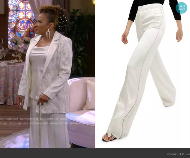 Veronica Beard Millicent Pants worn by Lucretia Turner (Wanda Sykes) on The Upshaws