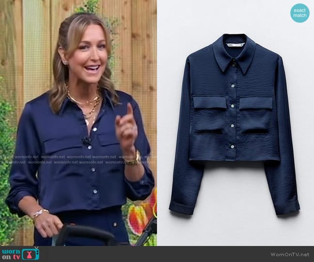 Zara Satin Effect Cropped Shirt in Blue worn by Lara Spencer on Good Morning America