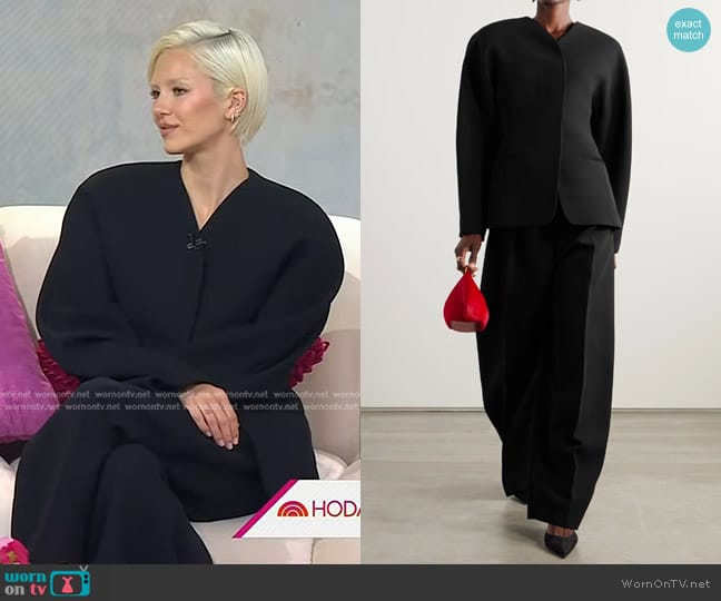 Jacquemus Ovalo Cady Blazer worn by Delilah Belle on Today