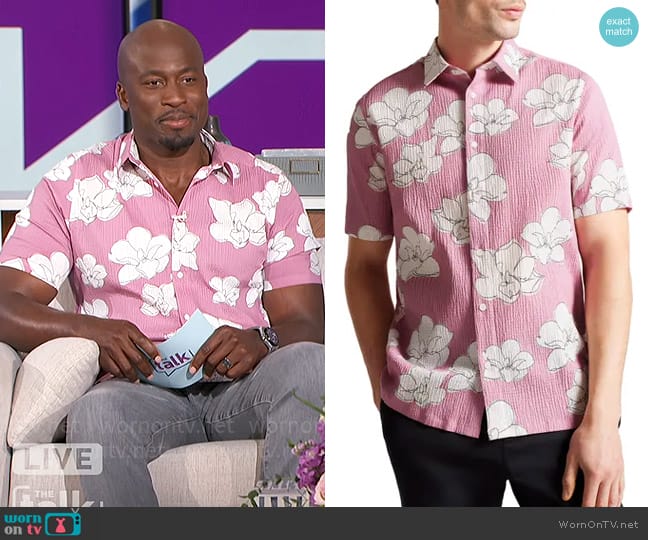 Ted Baker Coving Floral Cotton Stretch Seersucker Short Sleeve Button-Up Shirt worn by Akbar Gbajabiamila on The Talk