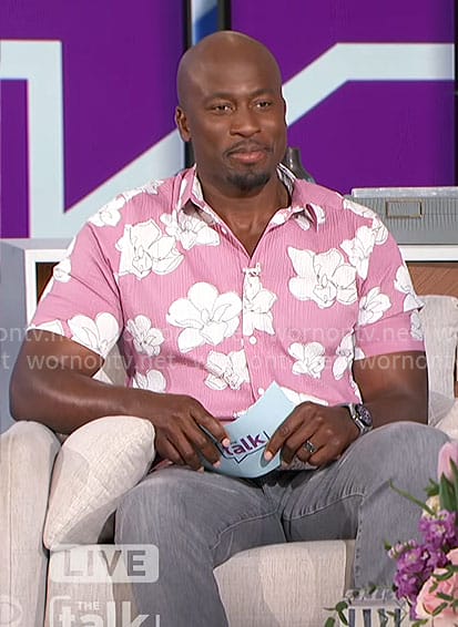 Akbar’s pink floral shirt on The Talk