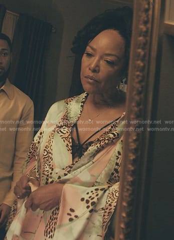 Alicia’s floral robe on The Chi