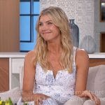Amanda’s white and blue printed dress on The Talk