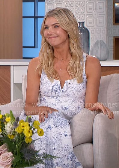 Amanda’s white and blue printed dress on The Talk