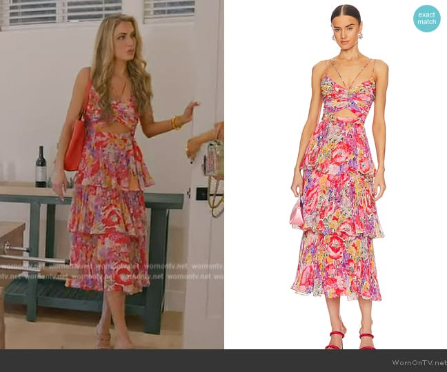 Amur Luke Pleated Tier Dress worn by Alexandra Harper  on Selling the OC