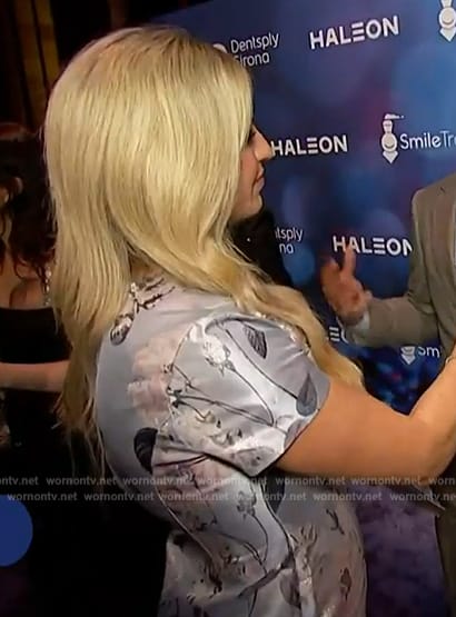 Ashley Bellman’s floral print dress on E! News