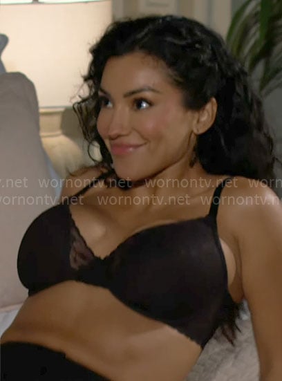Audra’s black bra on The Young and the Restless