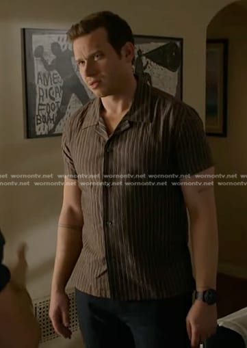 Buck’s brown striped short sleeve shirt on 9-1-1