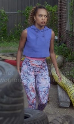 Faran’s marbled print leggings and cropped sleeveless hoodie on Pretty Little Liars Original Sin