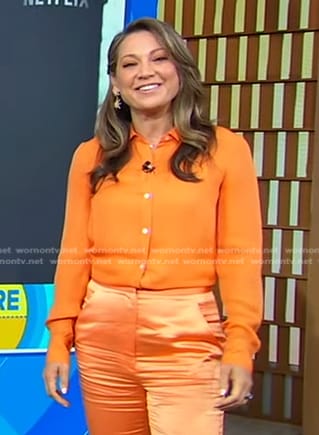 Ginger’s orange button down blouse on Good Morning America