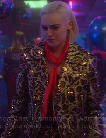 Jen’s sequin leopard jacket on Pretty Little Liars Summer School