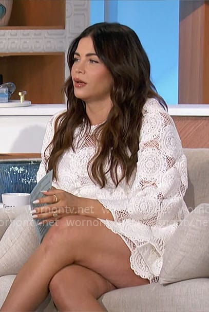 Jenna Dewan’s white lace tunic dress on The Talk