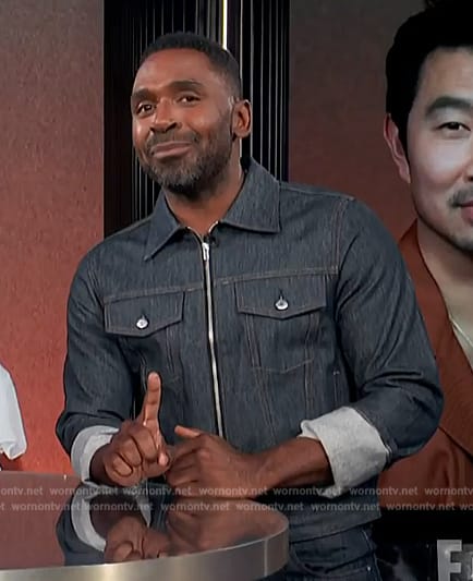 Justin’s denim jacket on E! News