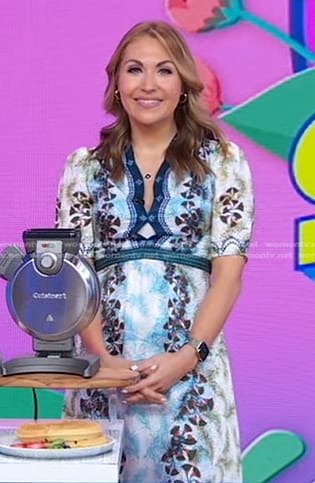 Lori’s floral scalloped neckline dress on Good Morning America