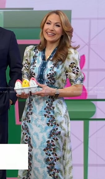 Lori’s floral scalloped neckline dress on Good Morning America