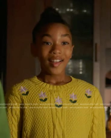 Mara’s yellow floral cable knit sweater on 9-1-1
