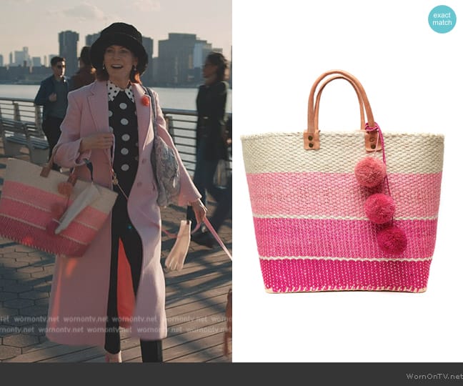 Mar y sol Samana Tote worn by Elsbeth Tascioni (Carrie Preston) on Elsbeth