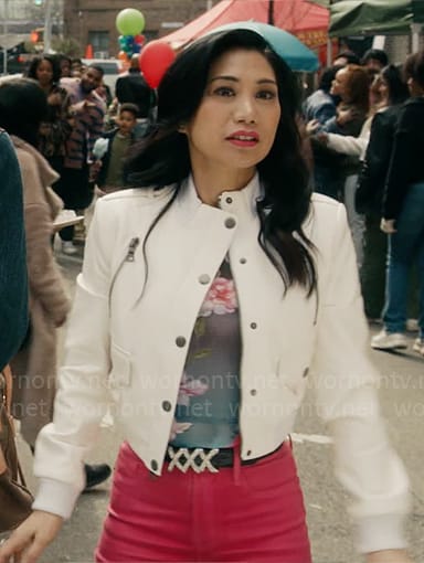 Mel’s white jacket and pink jeans on The Equalizer
