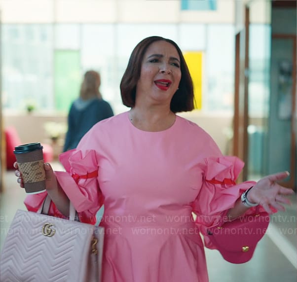 Molly’s pink puff-sleeve cotton dress and bags on Loot