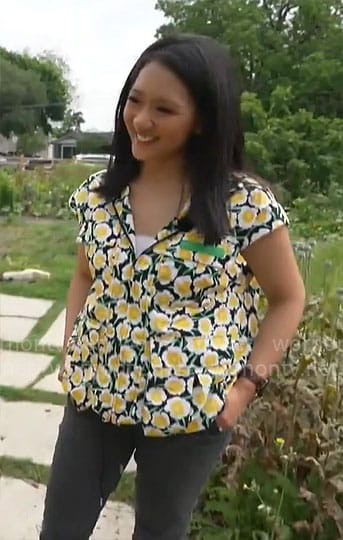 Nancy Chen’s yellow floral vest on CBS Mornings