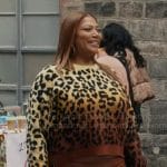 Robyn’s ombre leopard print sweater and leather pants on The Equalizer