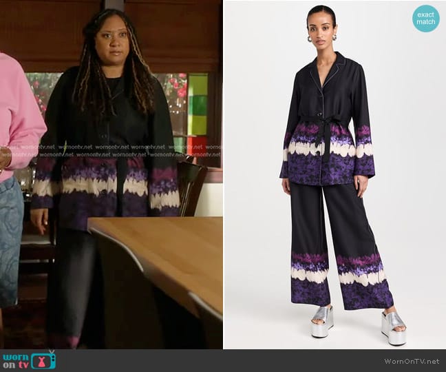 Scotch & Soda Dip Dye Stripe Pajama Blazer worn by Karen Wilson (Tracie Thoms) on 9-1-1