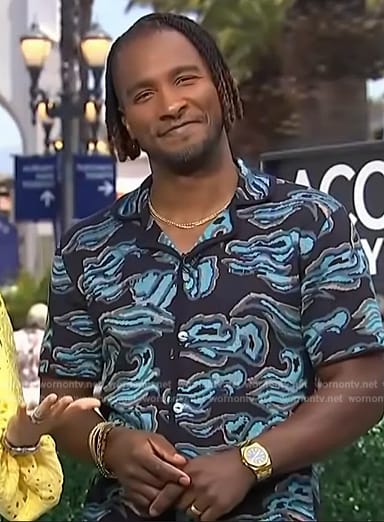 Scott’s jacquard knit shirt on Access Hollywood