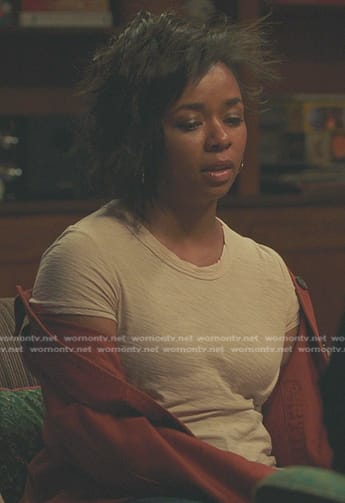 Simone’s blush pink tee on Greys Anatomy