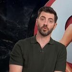 Will’s green ribbed polo on E! News