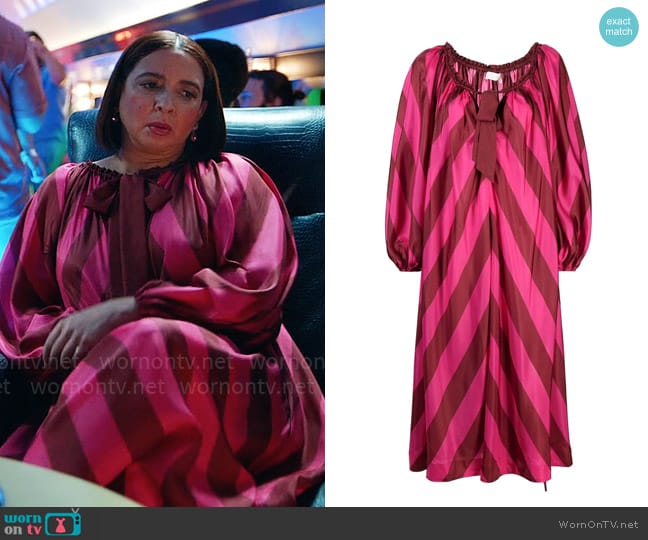 Zimmermann Chevron-printed silk kaftan worn by Molly Novak (Maya Rudolph) on Loot