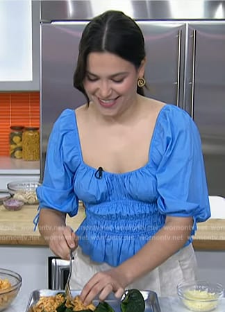 Elena Besser’s blue smocked top on Today