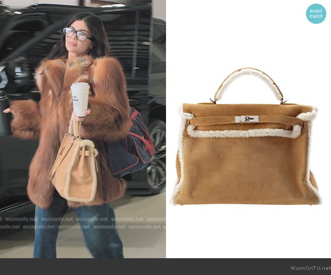 Hermes Kelly Shearling Bag worn by Kylie Jenner (Kylie Jenner) on The Kardashians