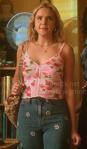 Imogen’s rose print cami and flower print jeans on Pretty Little Liars Summer School