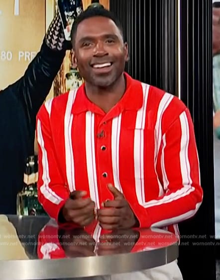 Justin’s red striped polo sweater on E! News