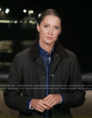 Kayna Whitworth’s dark green jacket on Good Morning America