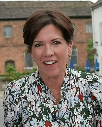 Kelly Cobiella’s floral print shirt on Today